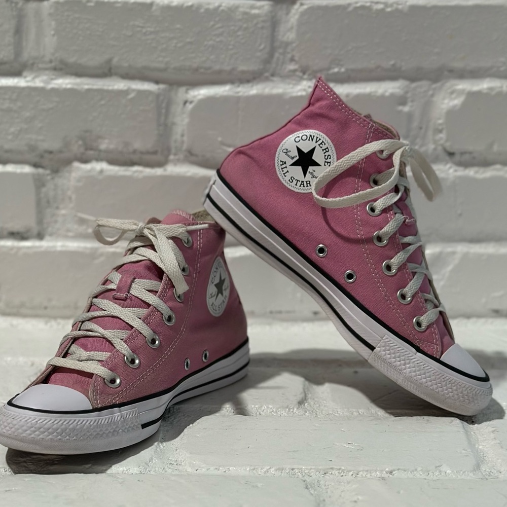 Converse Chuck Taylor Allstar Canvas High Top Pink 7.5